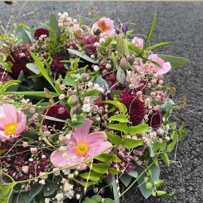 Tröstender Blumenkranz